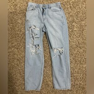 american eagle mom straight legged jeans